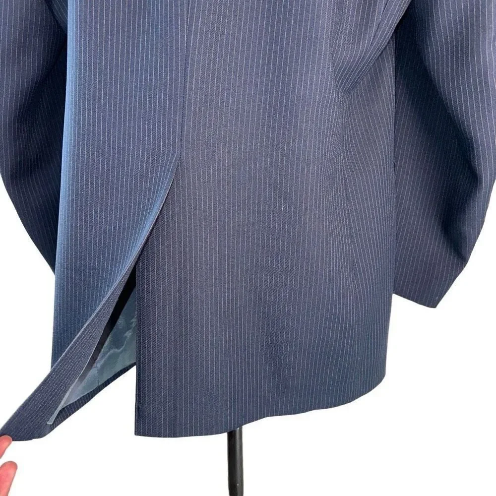 Vintage Levi Strauss & Co Navy Pinstriped Blazer Men’s‎ 46R Business Casual